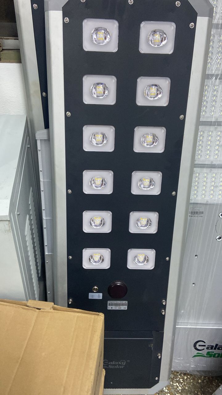Luminaire Solaire 100W 